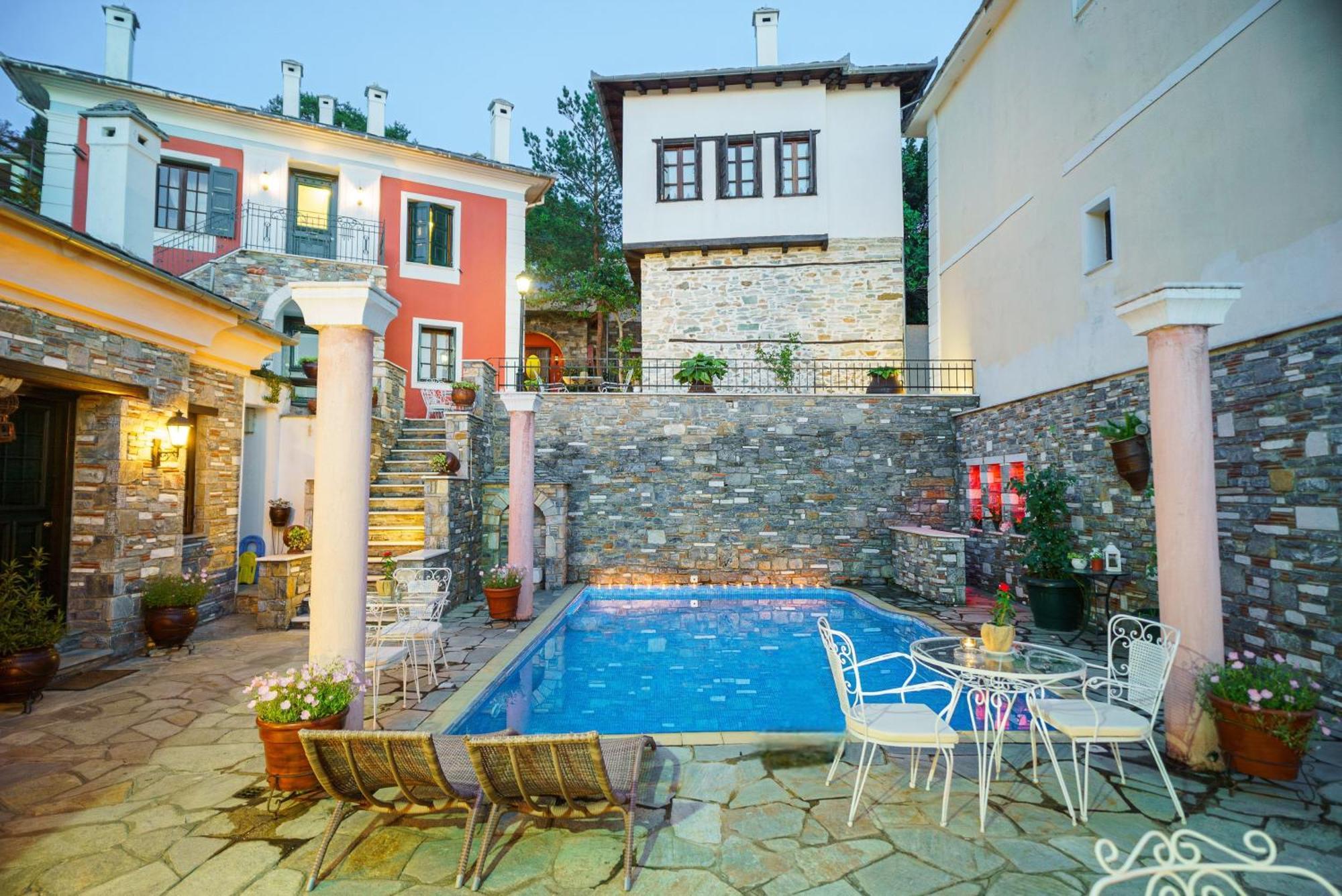 Portaria Pool Gem - Palladio Stone Havens Exterior photo