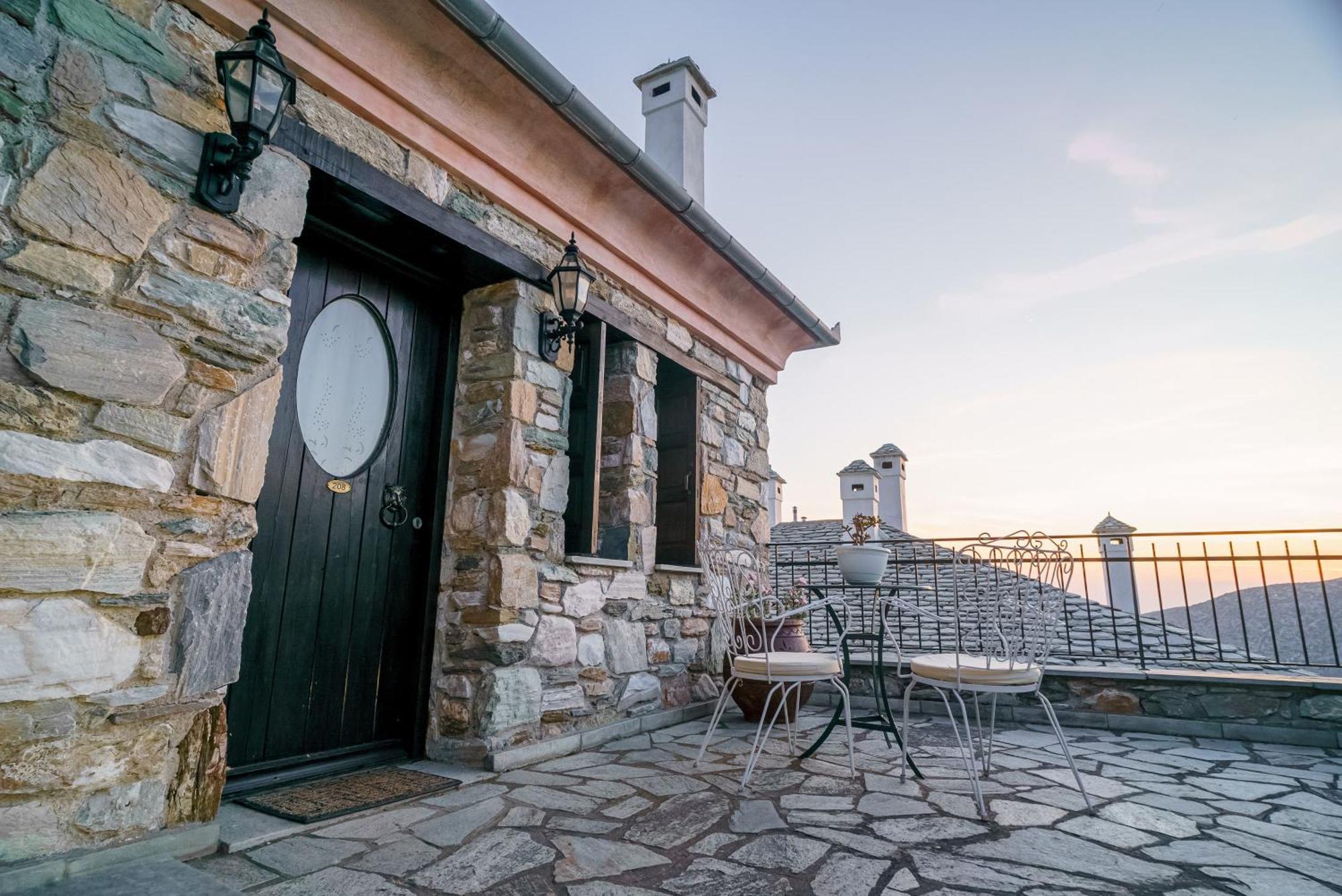 Portaria Pool Gem - Palladio Stone Havens Exterior photo